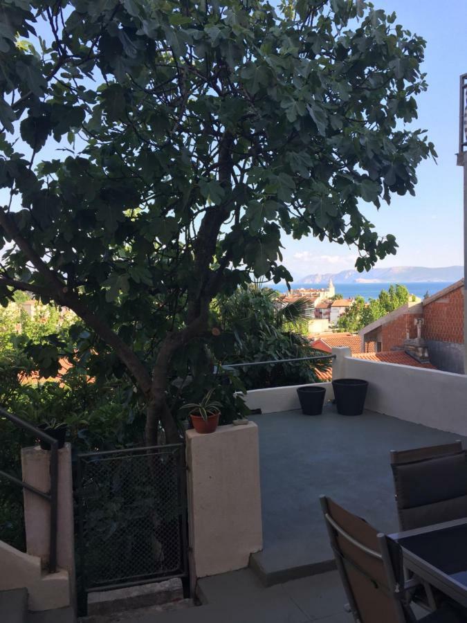 Central House Nona Crikvenica Eksteriør bilde