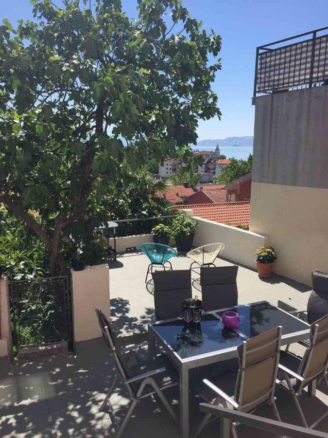 Central House Nona Crikvenica Eksteriør bilde