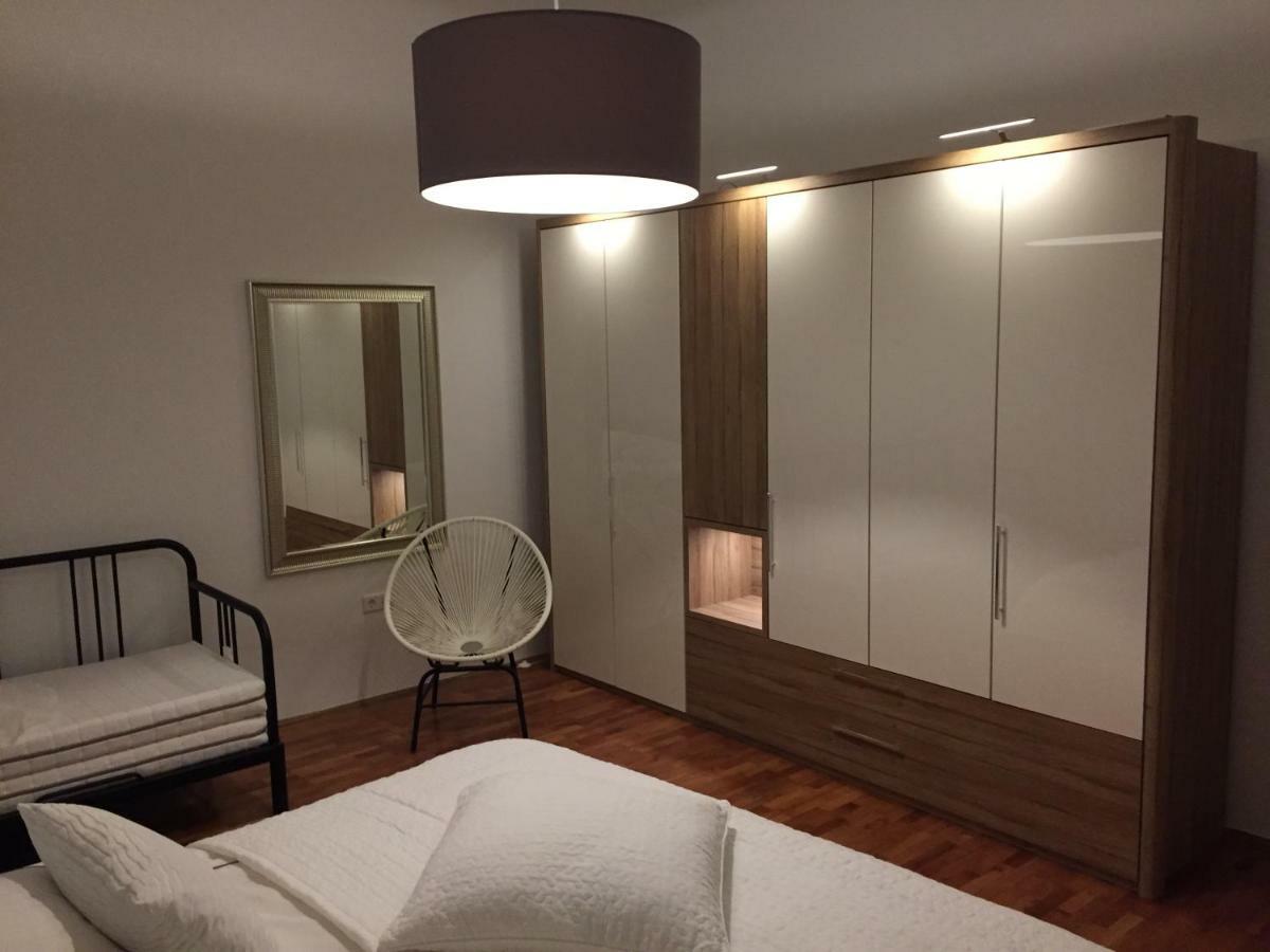 Central House Nona Crikvenica Eksteriør bilde