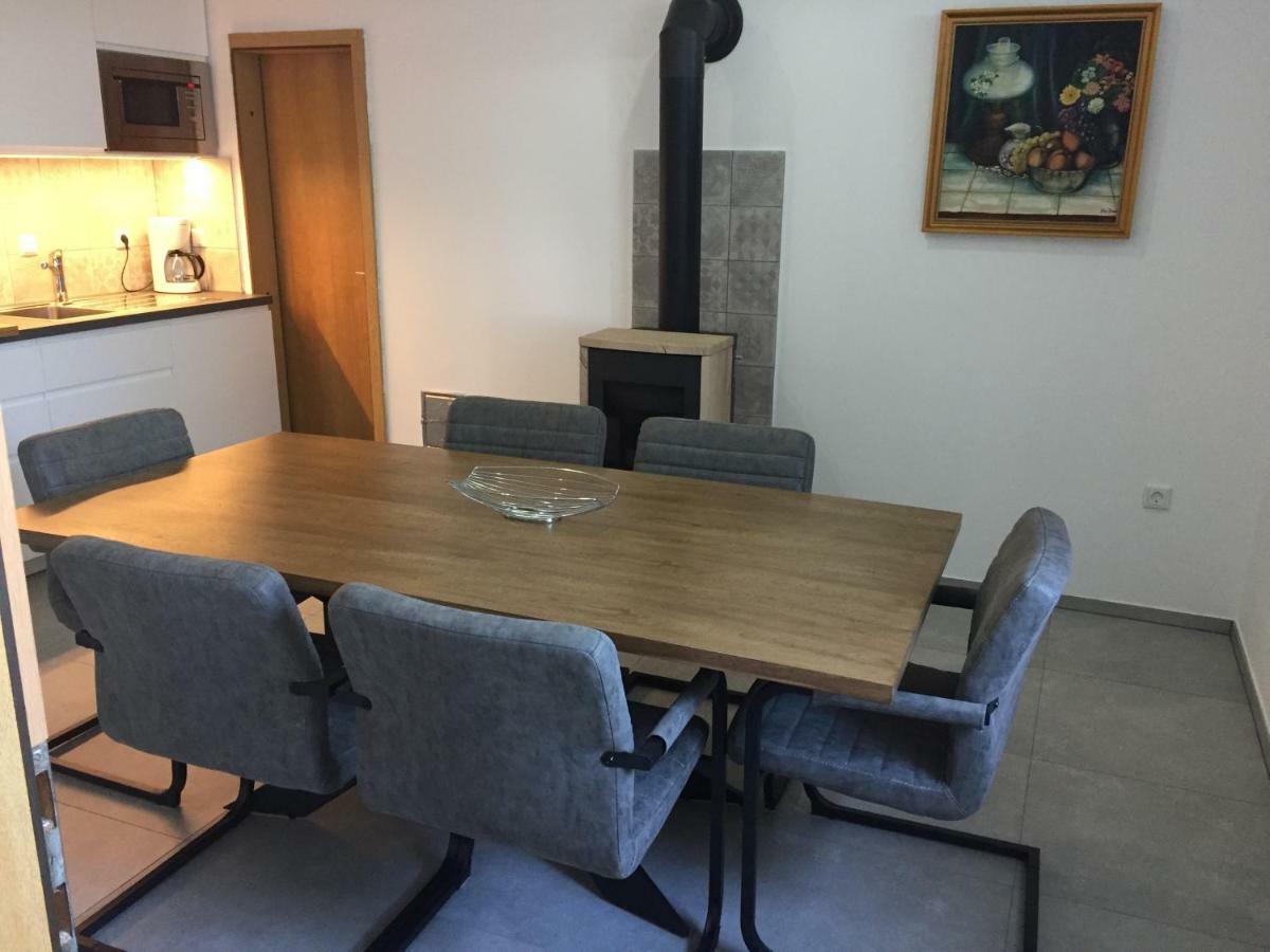 Central House Nona Crikvenica Eksteriør bilde
